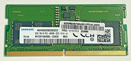 Samsung 8 GB 1Rx16 PC5-4800B-SC0 M425R1GB4BB0 DDR5 NOTEBOOK RAM