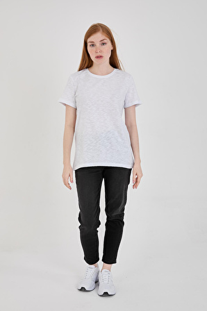 Viole&More 1003 Flamlı  O Yaka Basic Kadın T-shirt BEYAZ