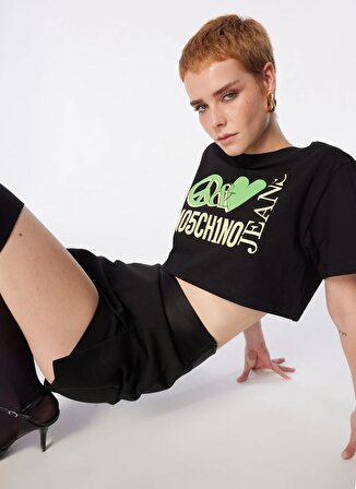 Moschino Jeans Yuvarlak Yaka Baskılı Siyah Kadın T-Shirt 241K1J0703