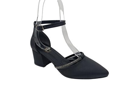 Zerhan C50 Kadın Siyah Burnu Kapalı Sivri Burun Taşlı Bantlı Topuklu Ayakkabı