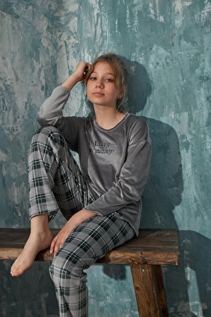 Luxury Velvet Fransız Kadife Desenli Anne Kız Kombin Pijama Takımı