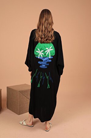Sırtı Nakış Detaylı V Yakalı ve Uzun Kollu Viskon Kumaşlı Bol Kalıplı Kadın Elbise Siyah Yaz /Bahar