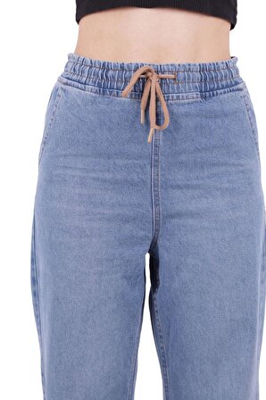 Beli Lastikli ve Bağcıklı Paçaları Yırtmaçlı Geniş Paçalı Kot Kadın Pantolon Jean Orta Mavi Denim
