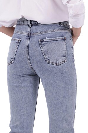 Çizgili Taşlı ve Yüksek Belli Paçaları Dikişsiz Mom Jean Kadın Kot Pantolon Kar Açık Mavi