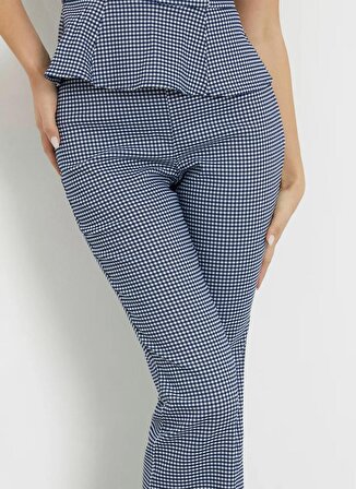 Guess Normal Bel Slim Fit Mavi - Beyaz Kadın Pantolon W4GB18WG492-L71U