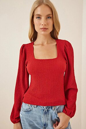 Kadın Kırmızı Balon Kol Dokulu Kare Yaka Trend Örme Bluz HZL23W-BD104421