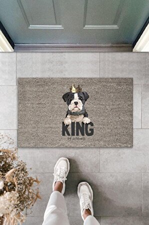 Dijital Baskı Kalitesi  Gri King Yazılı Taçlı Köpek  Dekoratif Kapı  Paspası