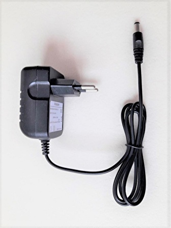 Baofeng Uv-82 Uv-5r Uv-5ra Uv-5rb Uv5 Uv5-re Plus El Telsiz Şarj Cihazı Için Adaptör 220 Volt