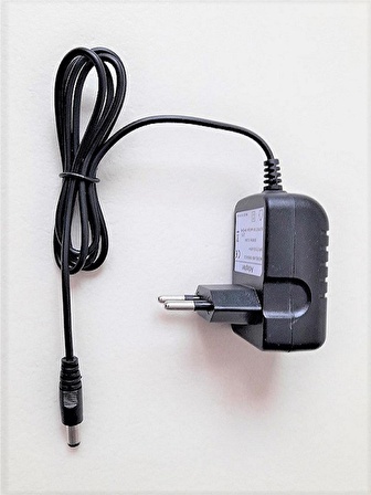 Baofeng Uv-82 Uv-5r Uv-5ra Uv-5rb Uv5 Uv5-re Plus El Telsiz Şarj Cihazı Için Adaptör 220 Volt