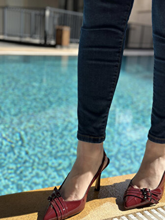 Savio Üç Bantlı Toka Detaylı Rugan Kadın Topuklu Ayakkabı