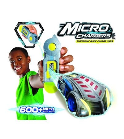 Micro Chargers Çarpışma Yarış Arabaları Pisti ve Micro-Jet Araba Fırlatıcı