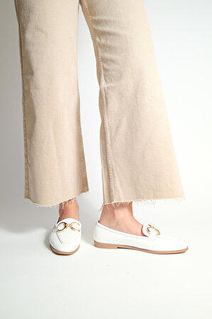 Fox Beyaz Tokalı İçi Deri Kadın Loafer Ayakkabı