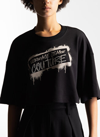 Versace Jeans Couture Bisiklet Yaka Baskılı Siyah Kadın T-Shirt 75HAHG04