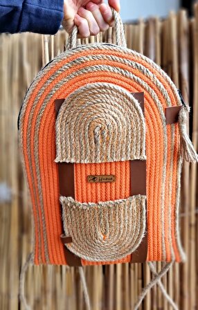 El yapımı fermuarlı,önden iki cepli  hasır turuncu sırt çantası