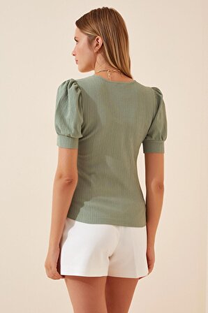 Kadın Çağla Yeşili Kare Yaka Örme Bluz HZL22W-BD104091