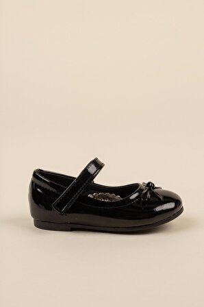 Bıyık Fiyonk Siyah Kız Çocuk  Ayakkabı