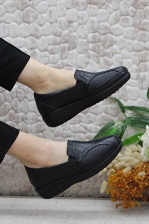 Mehmet Mete 4152 Comfort Hakiki Deri Kemik Çıkıntısına Özel Kadın Ayakkabı