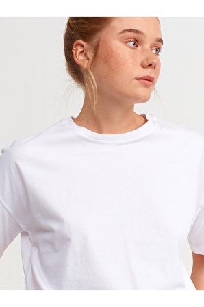 Kadın  Beyaz Basic T-shirt 3683