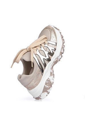 Hakiki Deri Çapraz Detaylı Yan Panaller Altın Rengi Streç Ayakkabı Sneaker
