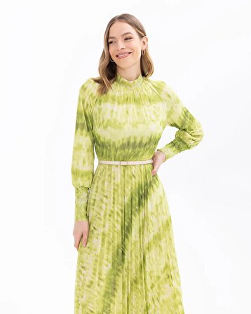Seçil Dik Yaka Desenli Uzun Kollu Yeşil Kadın Elbise 10242104001020