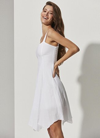 White by Nature Beyaz Kadın Mini Plaj Elbisesi WBN3118-M