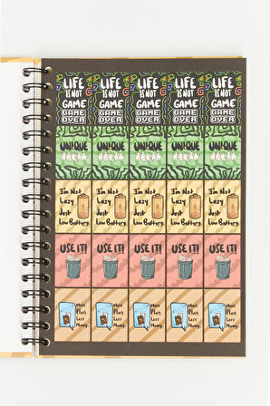Ecrou Low Battery Notebook 17x24 cm