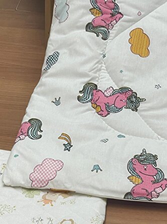 Komfort Home Unicorn Serisi %100 Pamuk Kumaş Ranforce Bebek Yorgan + Yastık Seti