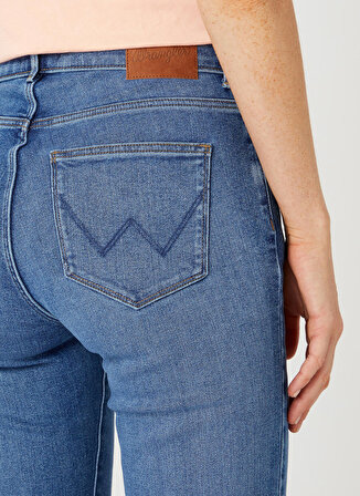 Wrangler Normal Bel Bol Paça Normal Kadın Denim Pantolon W28B4736Y