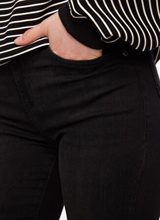 Wrangler Yüksek Bel Süper Dar Paça Skinny Fit Siyah Kadın Denim Pantolon W27H019001-Siyah