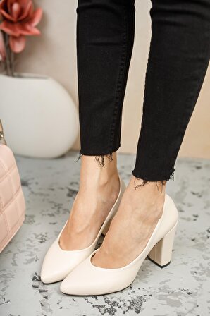 Muggo W707 Garantili Kadın Klasik Günlük Tarz Şık ve Rahat Topuklu Ayakkabı