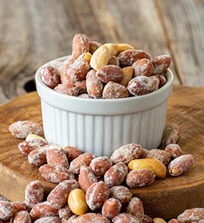 Soft Nuts  Osmaniye Az Tuzlu İnce Kabuklu Yer Fıstığı 500 gr