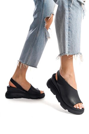 Zeyn 7712S Kadın Hakiki Deri Dolgu Topuk Sandalet Siyah