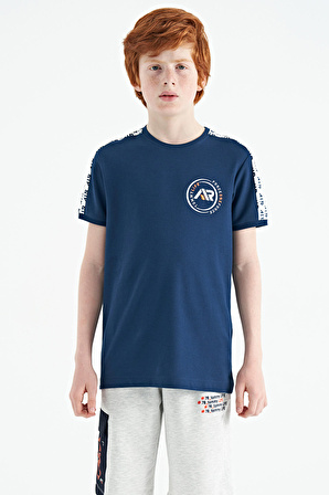 İndigo Omuz Baskı Detaylı Standart Kalıp O Yaka Erkek Çocuk T-Shirt - 11121