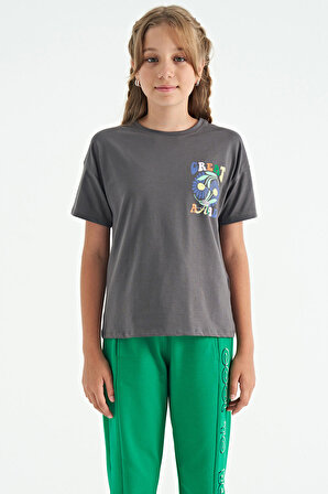 Koyu Gri Ön Arka Çok Renkli Baskılı Oversize Kısa Kollu Kız Çocuk T-Shirt - 75117 | 11-12 Yaş