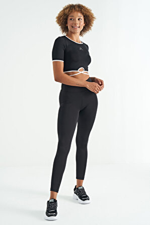 Siyah Logo Baskı Detaylı Yüksek Bel Dalgıç Kumaş Slim Fit Kadın Tayt - 94627 | M