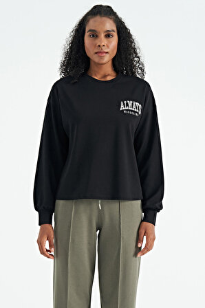 Siyah O Yaka Hafif Balon Kollu Nakış Detaylı Cropped Basic Kadın Swearshirt - 02116 | S