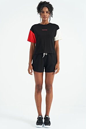 Siyah Üç Renk Düşük Omuzlu Oversize Baskılı Crop Kadın T-Shirt - 02266 | XS