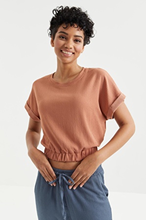 Tarçın Basic O Yaka Beli Lastikli Bürümcük Kumaş Kadın Crop Top T-Shirt  - 97227 | XL