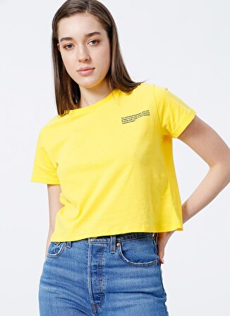 Aeropostale K-Belenus-Y Bisiklet Yaka Kısa Kollu  Crop Baskılı Sarı Kadın T-Shirt