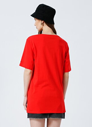 Fabrika V Yaka Düz Kırmızı Kadın T-Shirt TALITA