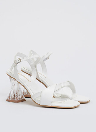 F By Fabrika Beyaz Kadın Kalın Topuklu Ayakkabı LUISOR