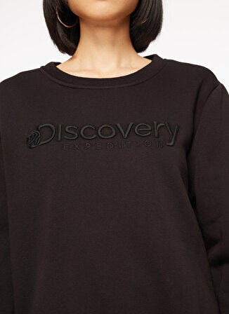 Discovery Expedition Siyah Kadın Bisiklet Yaka Nakışlı Sweatshirt D3WL-SWT15