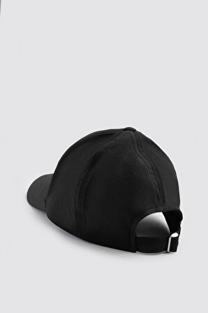 Ds Damat Siyah Şapka 8HC68S208SPKM