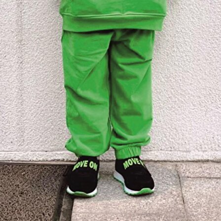 Move On Hafif Tabanlı Esnek Tek Cırtlı Erkek Çocuk  Ayakkabı Siyah-Neon Yeşil
