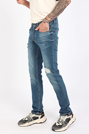 Erkek Straight Fit Yırtık Detaylı Jean Pantolon