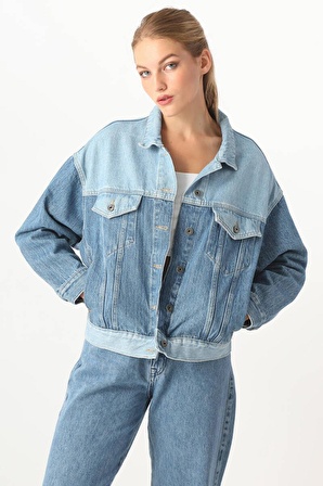 Kadın Renk Bloklu Oversize Jean Ceket Mavi