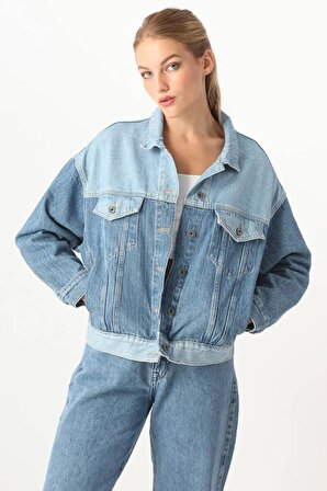 Kadın Renk Bloklu Oversize Jean Ceket Mavi