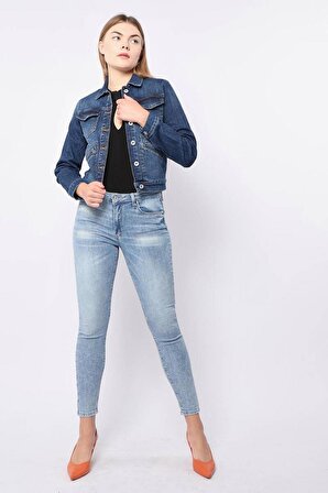 Kadın Cep Detaylı Koyu Mavi Jean Ceket