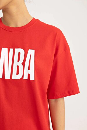 DeFactoFit NBA Wordmark Oversize Fit Baskılı Kısa Kollu Tişört