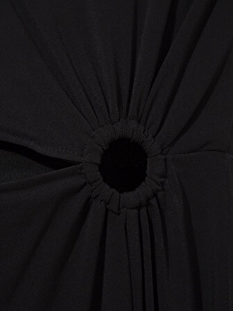 Cut Out Halka Detaylı Askılı Midi Elbise - Siyah